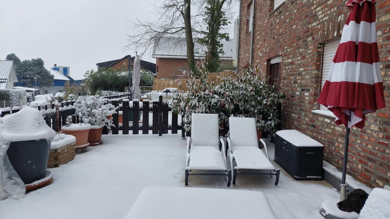 Schoene Aussicht Appartement Nideggen Buitenkant foto